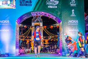 BIB: 32000
                            <button type="button" onclick="openModal(21813508)" class="btn btn-primary btn-sm float-right btn-popup" data-toggle="modal" data-target=".modal-high-quality">
                        <i class="fas fa-shopping-cart"></i> Add to Cart
                    </button>
                                            <button type="button" onclick="isThisMe(21813508, true)" class="btn btn-success btn-sm float-right btn-popup btn-isme hidden" data-toggle="tooltip" data-placement="bottom" title="นี่คือรูปของคุณใช่ไหม คลิกที่นี่เพื่อเอาเข้าอัลบั้ม">
                        <i class="fas fa-plus"></i> Add to album
                    </button>
                    <button type="button" onclick="isThisMe(21813508, false)" class="btn btn-warning btn-sm float-right btn-popup btn-isnotme hidden">
                        <i class="fas fa-ban"></i> Remove from album
                    </button>